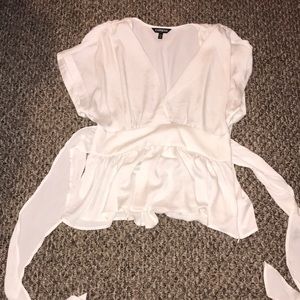 Silkly off white top